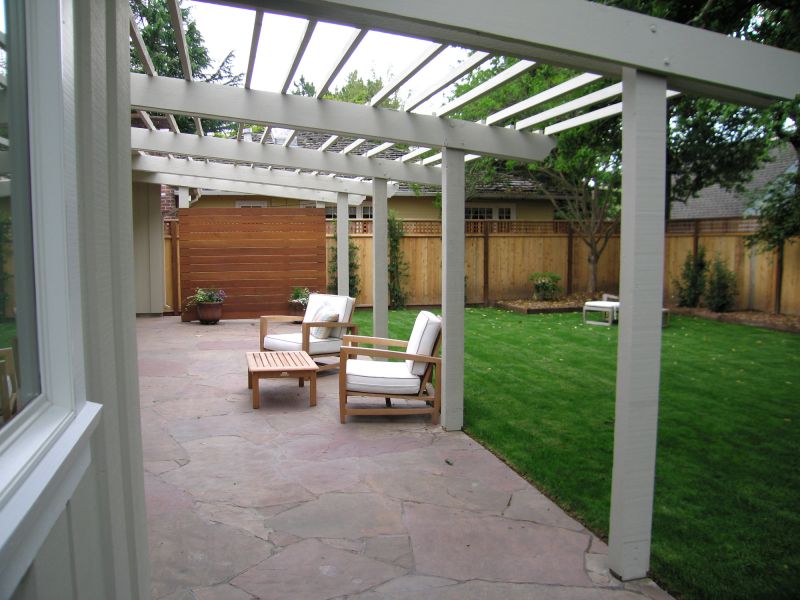 Privacy Arbor Installation in Kansas City, KS